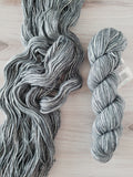 Super-soft merino fiber and variegated color makes Spuntaneous Worsted Effects a cuddly yarn and a statement piece. This is a single ply yarn.