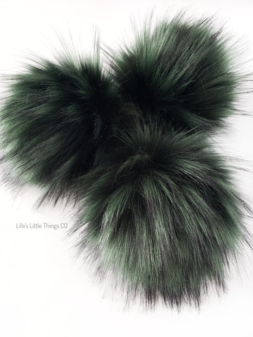 A fun, modern touch to your knitwear.  Make a STATEMENT with a faux fur poof.  Each pom is handmade with high quality faux fur (vegan). Price is for 1 Lux Evergreen Faux Fur Pom Pom