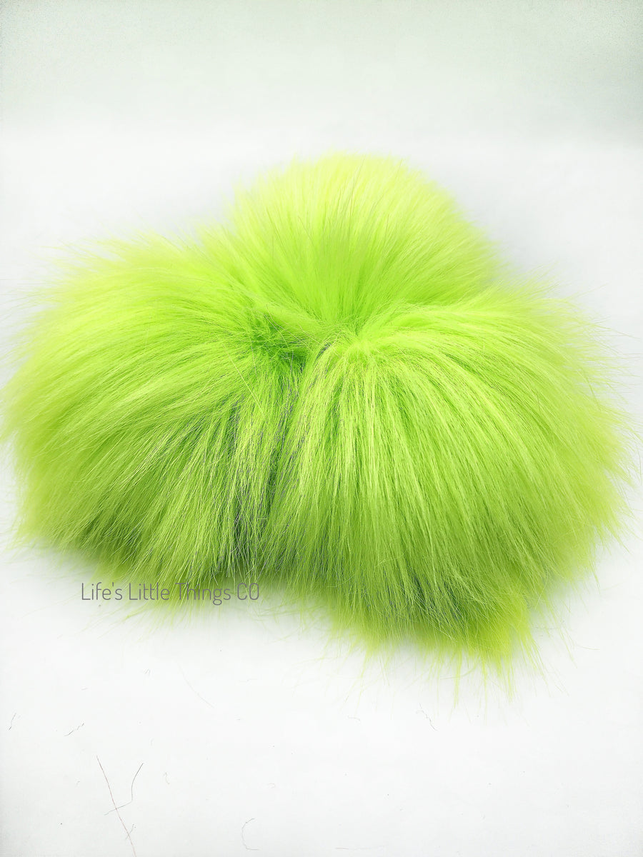 Luxury Faux Fur White / Green Large Pom Poms Fake Fur Green 