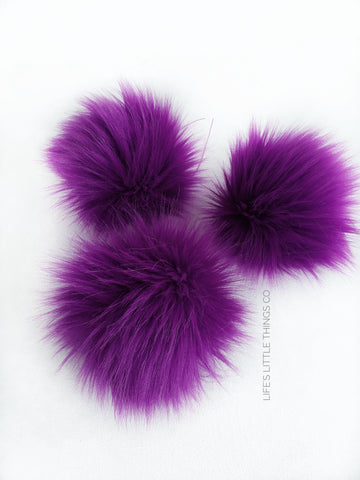 Purple Husky Faux Fur Pom Pom, Purple With Black Tips, Small, Medium,  Large, Fluffy, Pre Made, Tie On, Cotton String, for Beanies, Scarves 