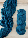 Single Ply, buttery-soft, super-warm, super-quick: Spuntaneous makes luscious knits in extra-fine merino wool. This collection brings you solid color choices.