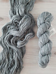 Super-soft merino fiber and variegated color makes Spuntaneous Worsted Effects a cuddly yarn and a statement piece. This is a single ply yarn.
