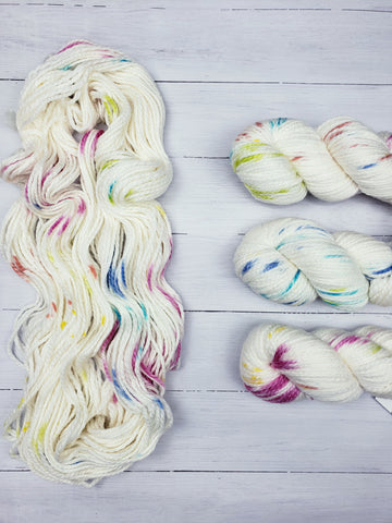 Fluffy like clouds, Huron is a 2-ply yarn that is hand-dyed in small batches and is made in Canada.