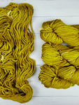 Single Ply, full on plushness, buttery-soft, super-warm, super-quick: Rasta makes luscious knits and cozy gifts in merino wool. This collection brings you a kettle-dyed yarn in small batches with a unique artisan process.
