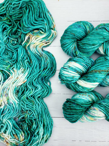 Super-soft, super-warm, super-quick: Franca makes luscious knits in superwash merino with a beautiful, watercolor-inspired palette.