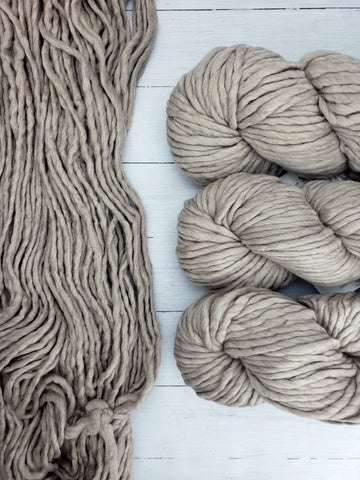 Single Ply, buttery-soft, super-warm, super-quick: Spuntaneous makes luscious knits in extra-fine merino wool.  This collection brings you solid color choices.