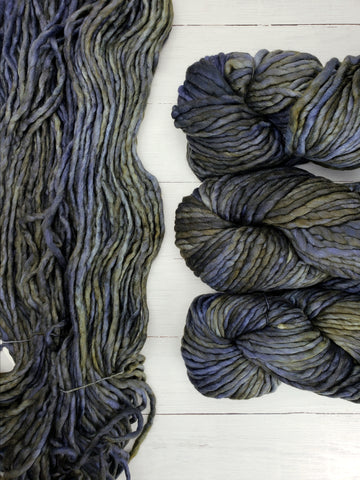 Single Ply, full on plushness, buttery-soft, super-warm, super-quick: Rasta makes luscious knits and cozy gifts in merino wool.  This collection brings you a kettle-dyed yarn in small batches with a unique artisan process.