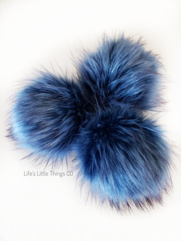 A fun, MODERN touch to your knitwear. Make a STATEMENT with a faux fur poof. Each pom is handmade with high quality faux fur (vegan). 3 sizes available with 2 nylon strings or a snap.  Permanent or detachable pom poms. Use for hat toppers, scarf ends, key chains, purse bling, headbands...options are limitless