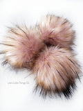 A fun, modern touch to your knitwear.  Make a STATEMENT with a faux fur poof.  Each pom is handmade with high quality faux fur (vegan). Price is for 1 Dolly Faux Fur Pom Pom