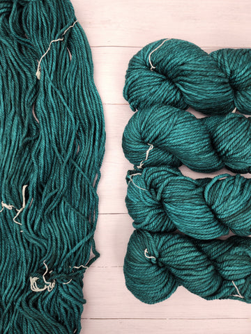 3-Ply, Chunky is big-boned, and weighty.  It has a luscious smooth texture and fat squishiness, in kettle-dyed semi-solid colors or variegated colorways.  A favorite for quick knits, bulky cables or textured stitches