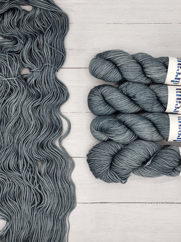 An exquisite blend of luxury fibers and a tighter twist unite to make Classy with Cashmere an extra-ordinary yarn.
